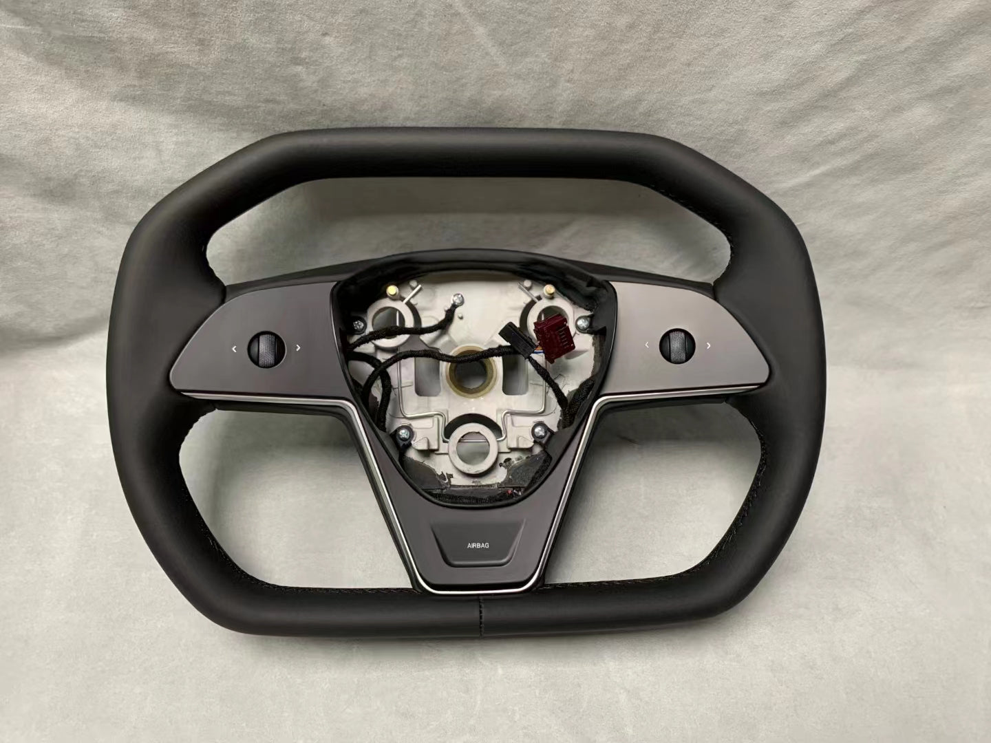 New Cyber Design Steering Wheel for Model Y /3